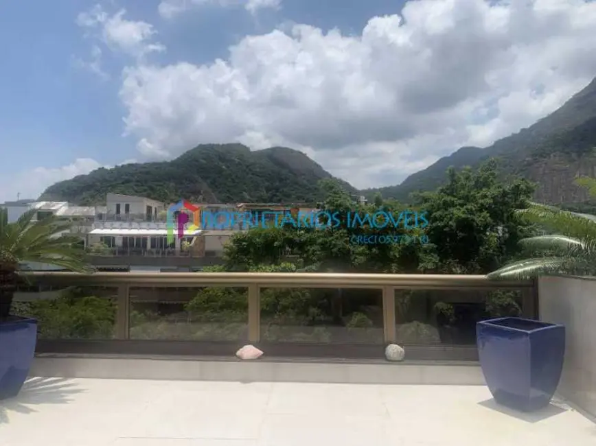 Foto 3 de Cobertura com 4 quartos à venda, 420m2 em Rio De Janeiro - RJ