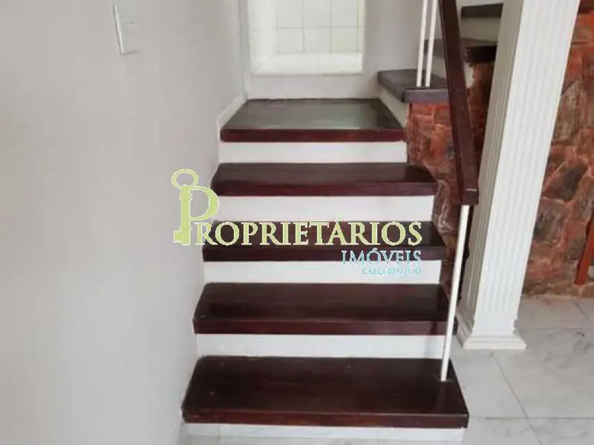 Foto 3 de Casa de Vila com 2 quartos à venda, 100m2 em Rio De Janeiro - RJ