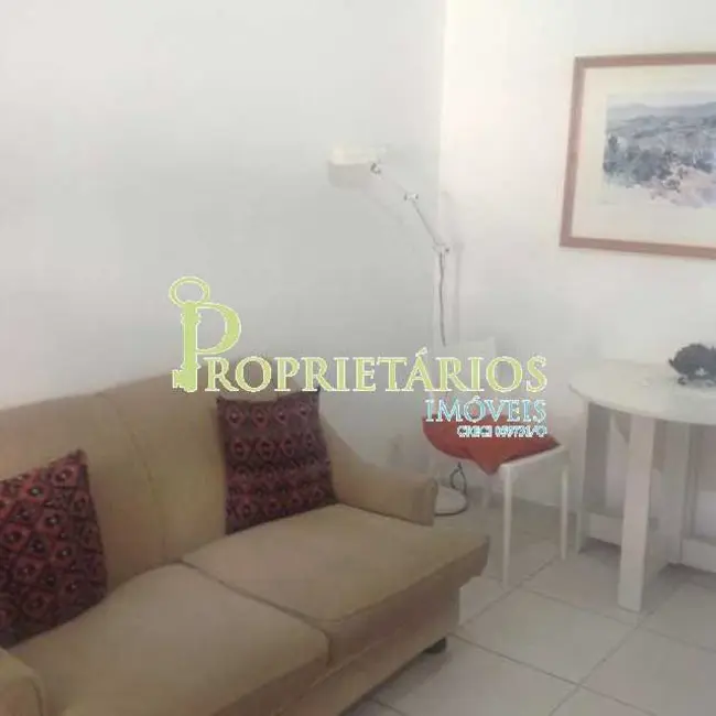 Foto 1 de Kitnet à venda, 32m2 em Rio De Janeiro - RJ
