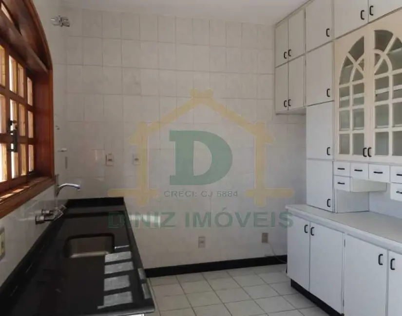 Casa com 4 quartos à venda em Resende - RJ - imagem 4 Foto 4 de Casa com 4 quartos à venda em Resende - RJ