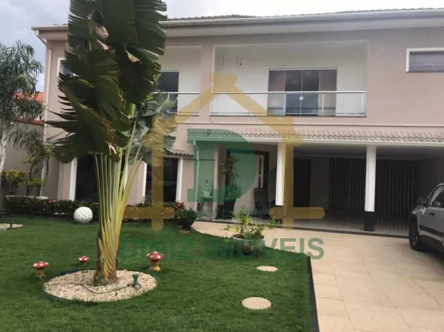 Foto 1 de Casa com 4 quartos à venda em Resende - RJ