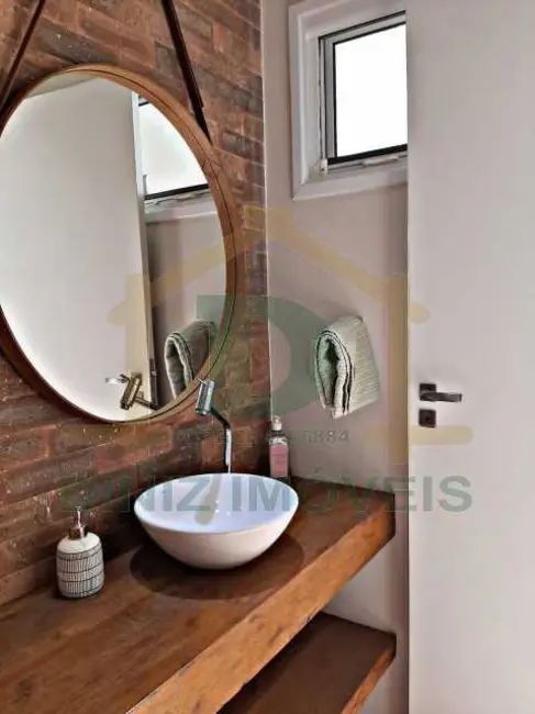 Casa de Condomínio com 5 quartos à venda, 278m2 em Resende - RJ - imagem 5 Foto 5 de Casa de Condomínio com 5 quartos à venda, 278m2 em Resende - RJ