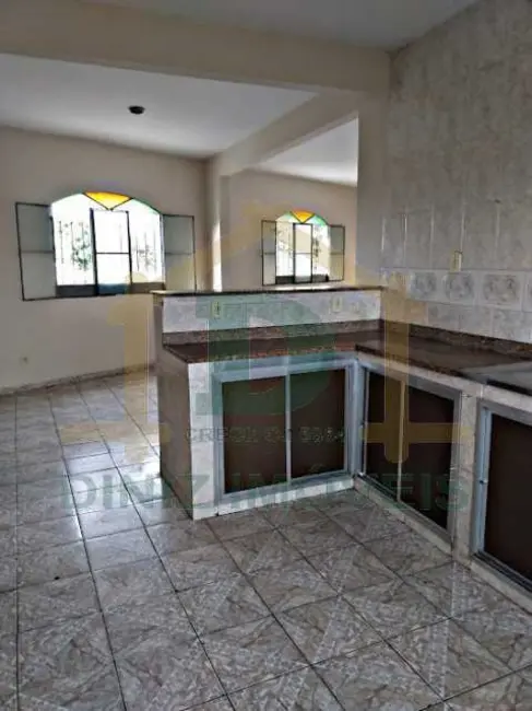 Apartamento com 2 quartos para alugar em Resende - RJ - imagem 4 Foto 4 de Apartamento com 2 quartos para alugar em Resende - RJ