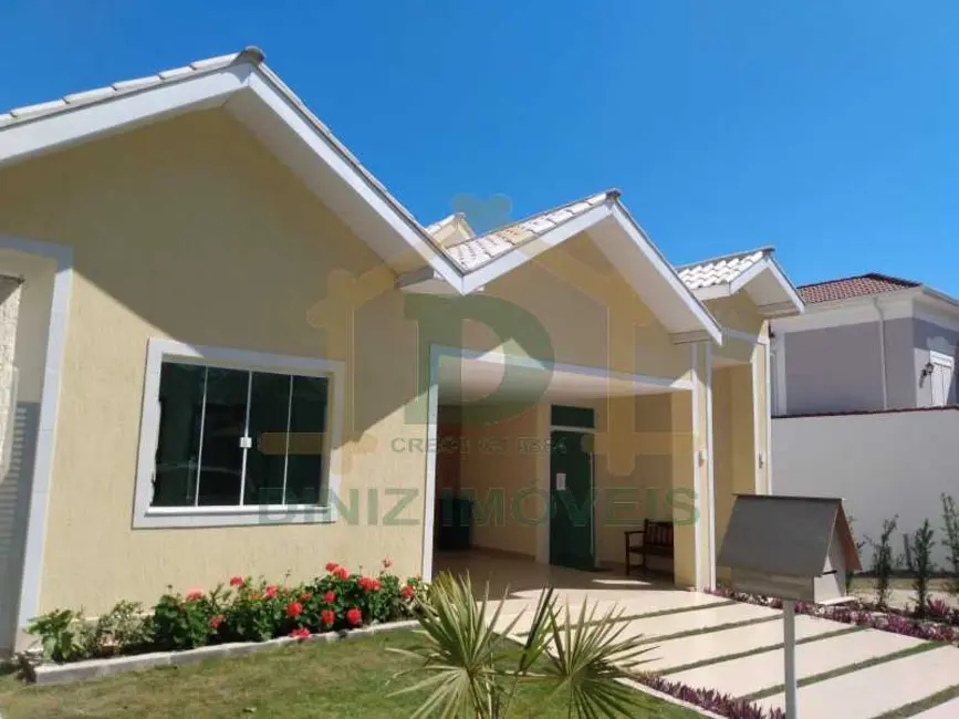 Foto 1 de Casa de Condomínio com 3 quartos à venda, 220m2 em Resende - RJ