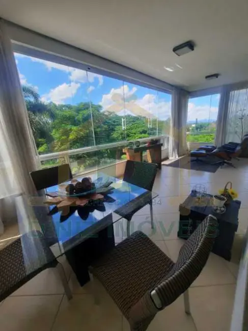 Casa de Condomínio com 4 quartos à venda, 440m2 em Resende - RJ - imagem 6 Foto 6 de Casa de Condomínio com 4 quartos à venda, 440m2 em Resende - RJ