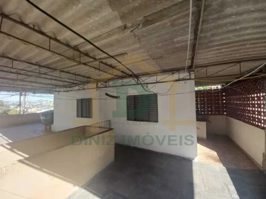 Casa com 3 quartos à venda, 207m2 em Volta Redonda - RJ - imagem 9 Foto 9 de Casa com 3 quartos à venda, 207m2 em Volta Redonda - RJ