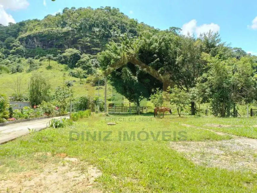 Foto 1 de Terreno / Lote à venda em Passa Vinte - MG