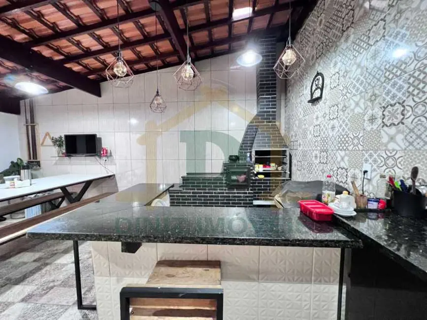 Foto 1 de Casa com 2 quartos à venda, 130m2 em Porto Real - RJ