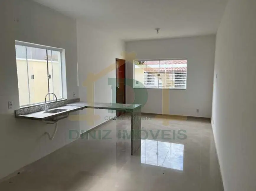 Foto 2 de Casa com 2 quartos à venda em Resende - RJ