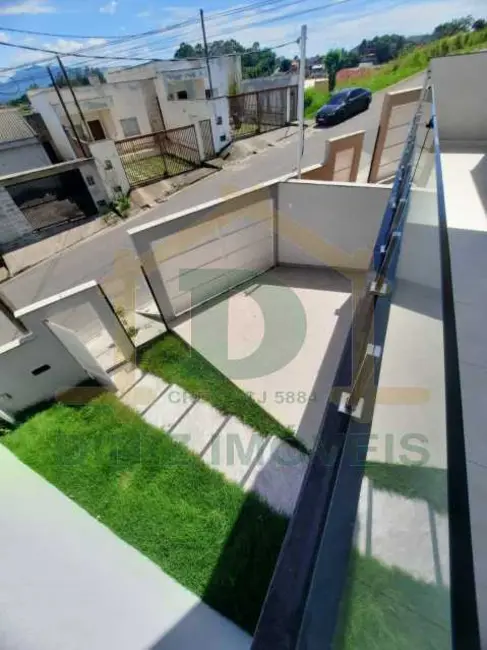 Casa com 3 quartos à venda em Resende - RJ - imagem 3 Foto 3 de Casa com 3 quartos à venda em Resende - RJ