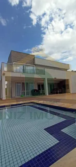 Foto 1 de Casa de Condomínio com 5 quartos à venda em Resende - RJ