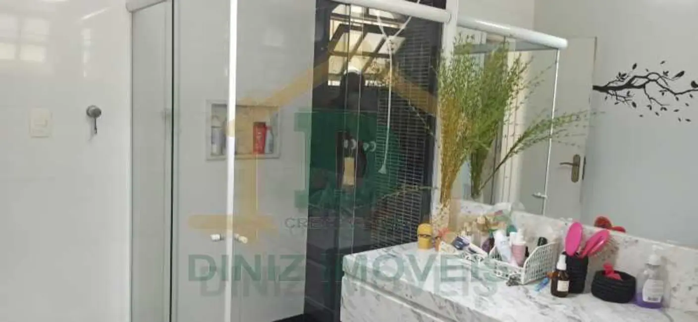 Casa com 5 quartos à venda, 400m2 em Resende - RJ - imagem 9 Foto 9 de Casa com 5 quartos à venda, 400m2 em Resende - RJ