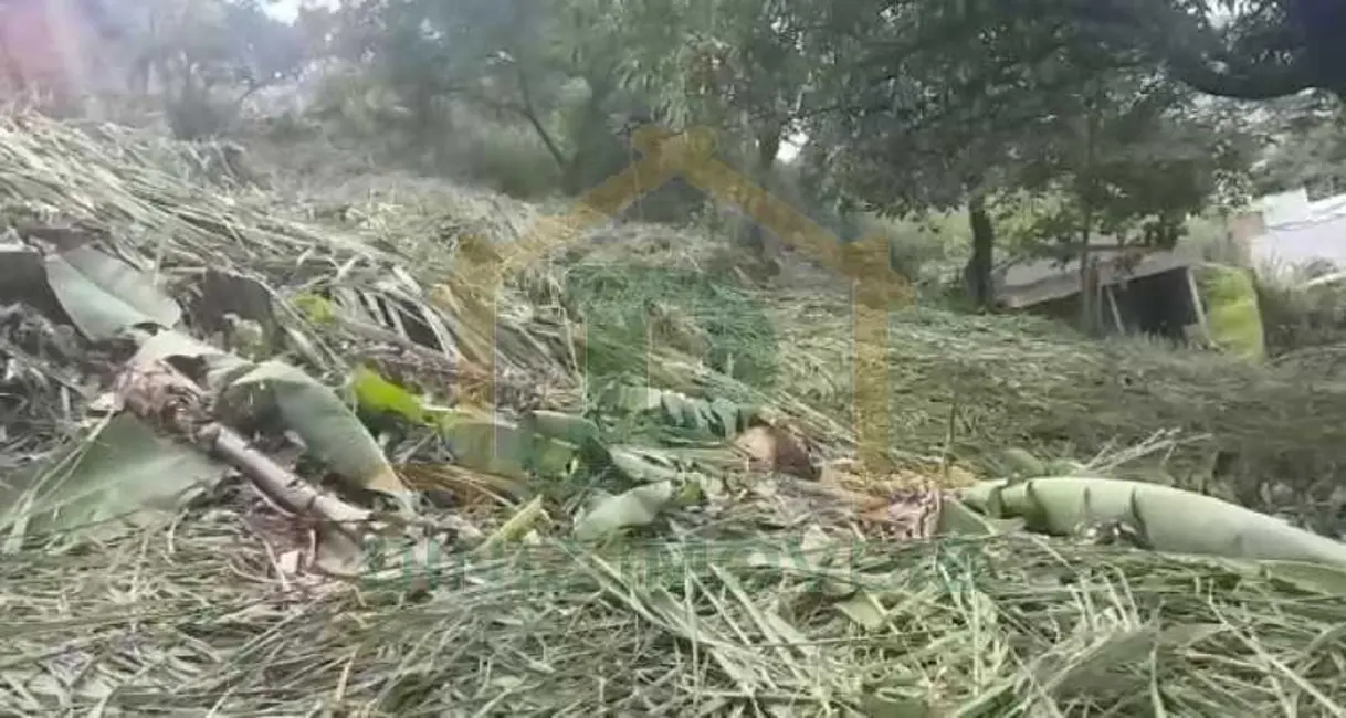 Foto 2 de Terreno / Lote à venda, 200m2 em Barra Mansa - RJ