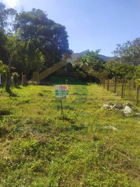 Foto 1 de Terreno / Lote à venda, 300m2 em Passa Vinte - MG