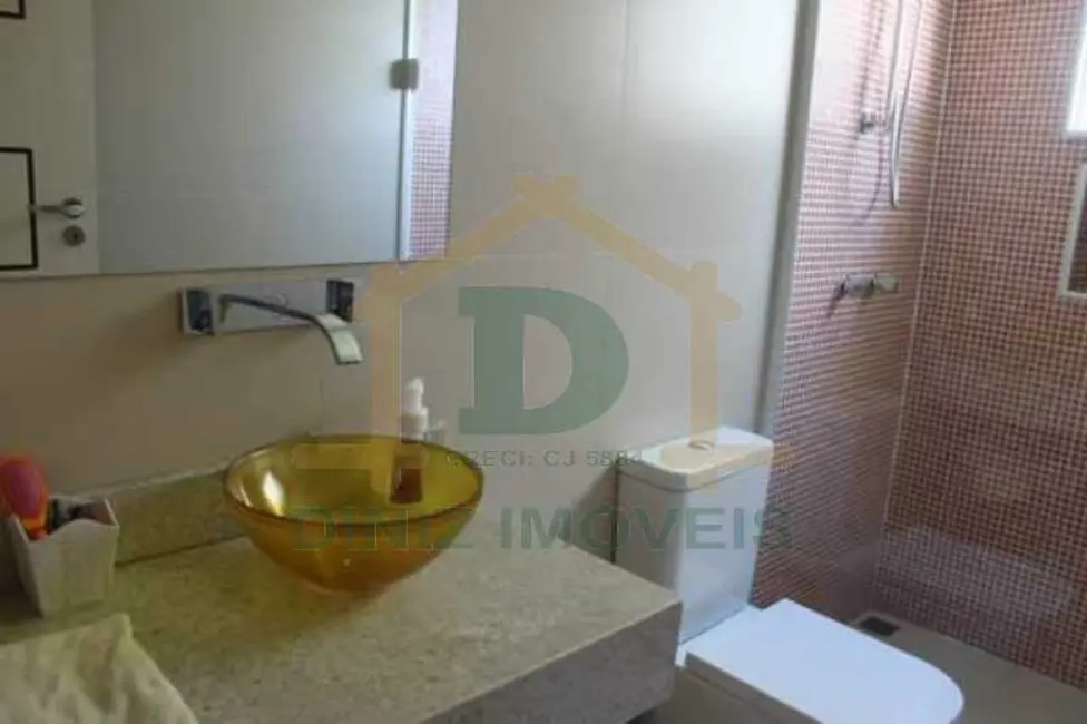 Casa de Condomínio com 5 quartos à venda, 299m2 em Resende - RJ - imagem 8 Foto 8 de Casa de Condomínio com 5 quartos à venda, 299m2 em Resende - RJ