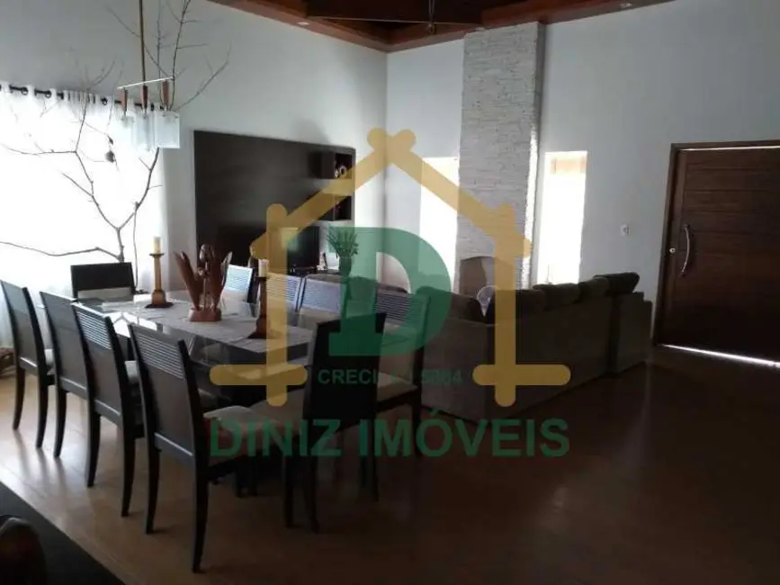 Foto 6 de Casa de Condomínio com 4 quartos à venda, 243m2 em Resende - RJ