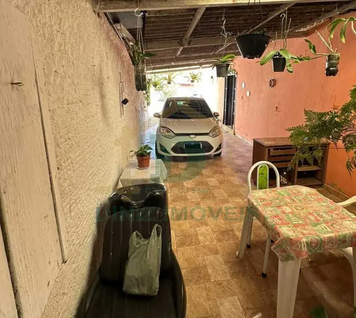 Casa com 3 quartos à venda em Itatiaia - RJ - imagem 4 Foto 4 de Casa com 3 quartos à venda em Itatiaia - RJ