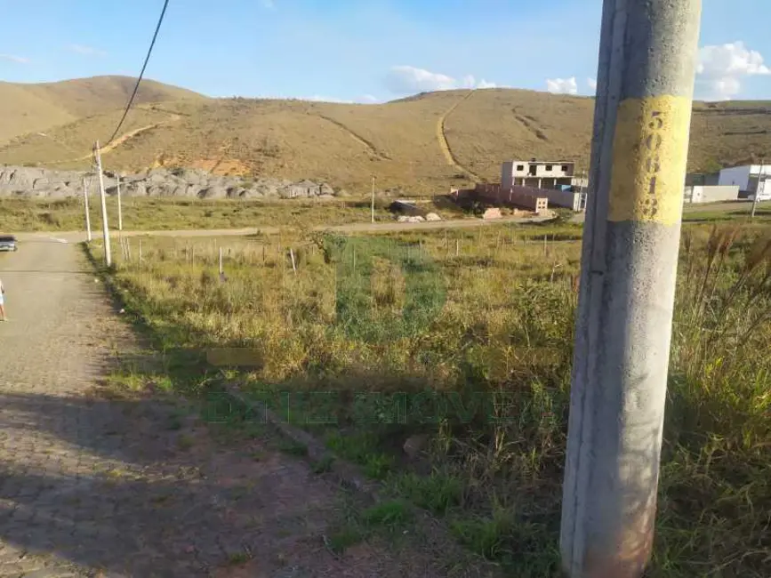 Foto 2 de Terreno / Lote à venda, 360m2 em Resende - RJ