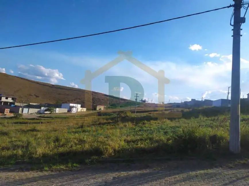 Foto 1 de Terreno / Lote à venda, 360m2 em Resende - RJ