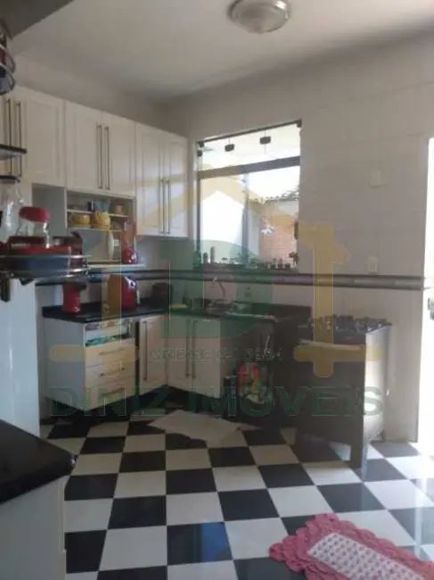 Casa com 4 quartos à venda em Resende - RJ - imagem 6 Foto 6 de Casa com 4 quartos à venda em Resende - RJ