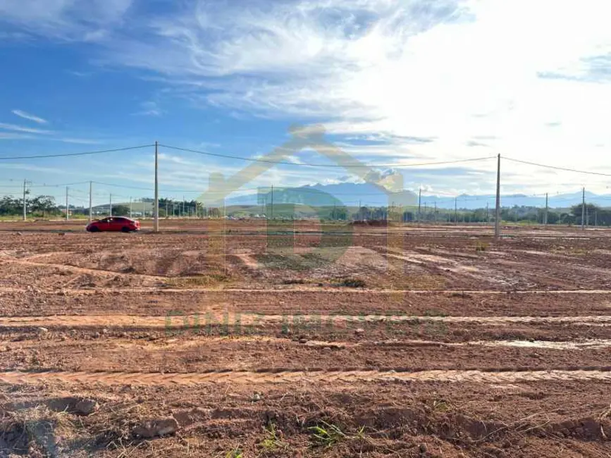 Foto 1 de Terreno / Lote à venda, 224m2 em Resende - RJ