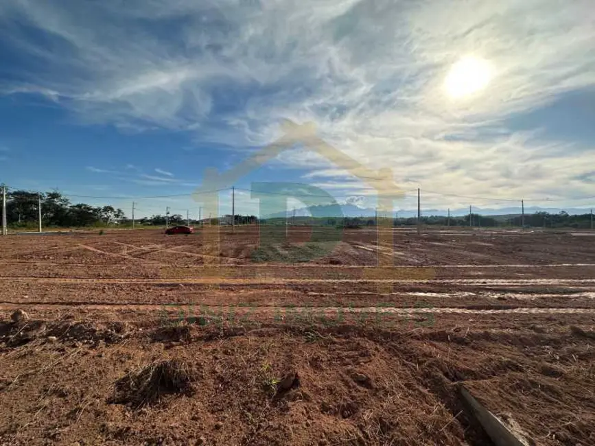 Foto 2 de Terreno / Lote à venda, 224m2 em Resende - RJ