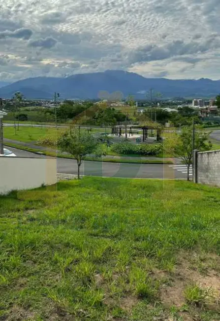 Foto 2 de Terreno / Lote à venda, 632m2 em Resende - RJ