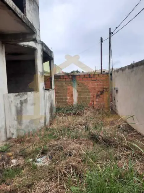 Casa com 3 quartos à venda, 169m2 em Resende - RJ - imagem 3 Foto 3 de Casa com 3 quartos à venda, 169m2 em Resende - RJ