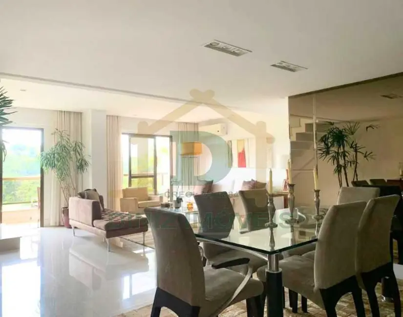 Cobertura com 3 quartos à venda em Resende - RJ - imagem 5 Foto 5 de Cobertura com 3 quartos à venda em Resende - RJ