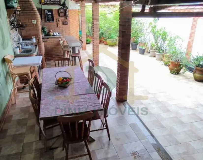 Foto 3 de Casa com 3 quartos à venda, 179m2 em Resende - RJ