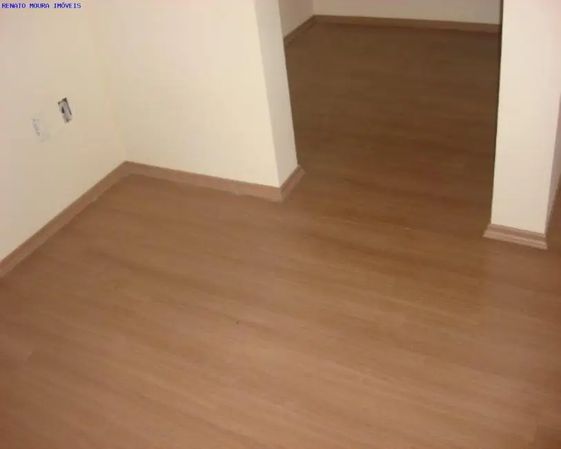Sobrado com 3 quartos à venda, 250m2 em Chácaras Reunidas São Jorge, Sorocaba - SP - imagem 8 Foto 8 de Sobrado com 3 quartos à venda, 250m2 em Chácaras Reunidas São Jorge, Sorocaba - SP