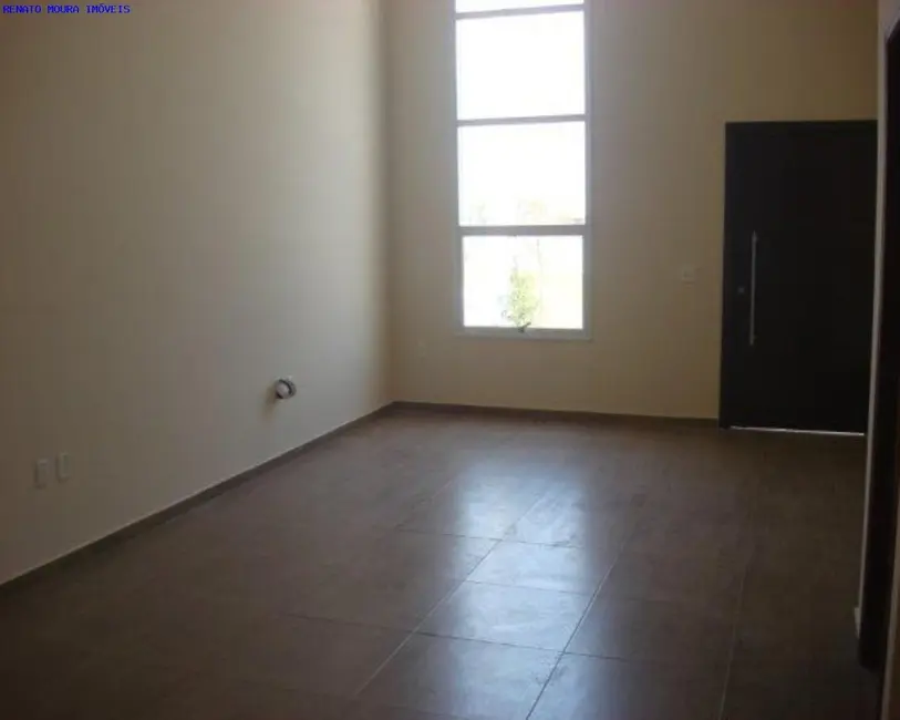 Sobrado com 3 quartos à venda, 250m2 em Chácaras Reunidas São Jorge, Sorocaba - SP - imagem 4 Foto 4 de Sobrado com 3 quartos à venda, 250m2 em Chácaras Reunidas São Jorge, Sorocaba - SP