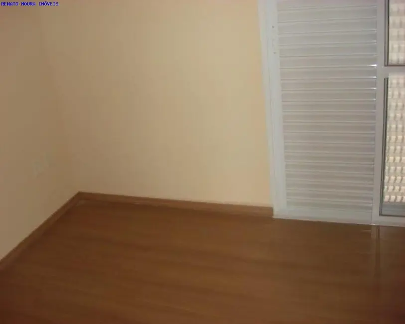 Sobrado com 3 quartos à venda, 250m2 em Chácaras Reunidas São Jorge, Sorocaba - SP - imagem 3 Foto 3 de Sobrado com 3 quartos à venda, 250m2 em Chácaras Reunidas São Jorge, Sorocaba - SP