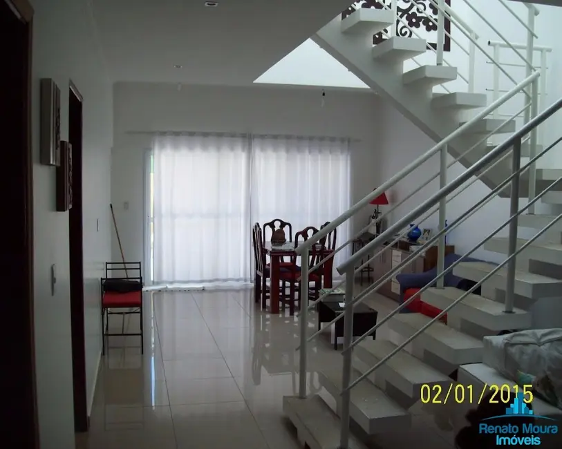 Sobrado com 4 quartos à venda, 271m2 em Iporanga, Sorocaba - SP - imagem 3 Foto 3 de Sobrado com 4 quartos à venda, 271m2 em Iporanga, Sorocaba - SP