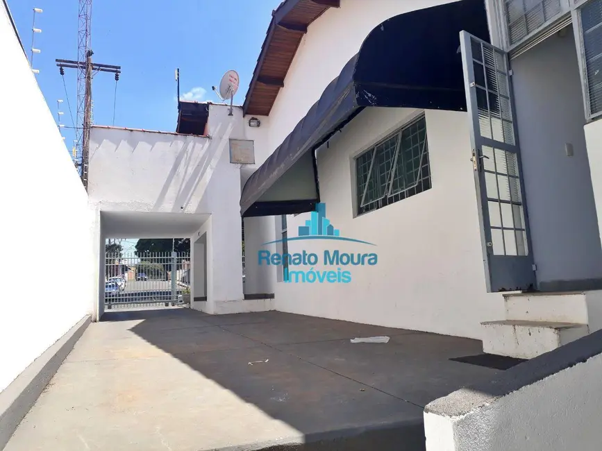 Foto 6 de Casa com 3 quartos para alugar, 300m2 em Jardim Santa Rosália, Sorocaba - SP