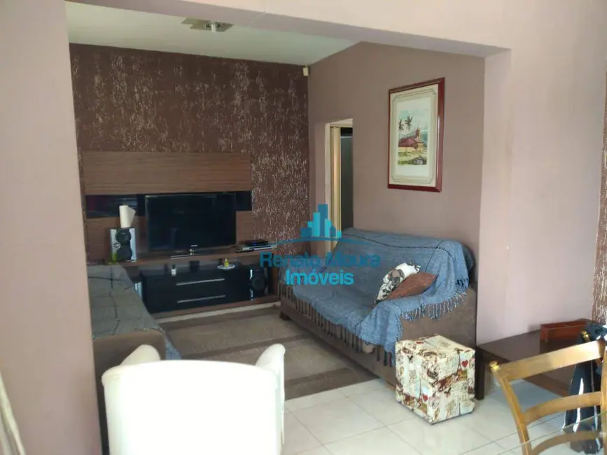 Casa com 3 quartos à venda, 300m2 em Jardim Itanguá, Sorocaba - SP - imagem 6 Foto 6 de Casa com 3 quartos à venda, 300m2 em Jardim Itanguá, Sorocaba - SP
