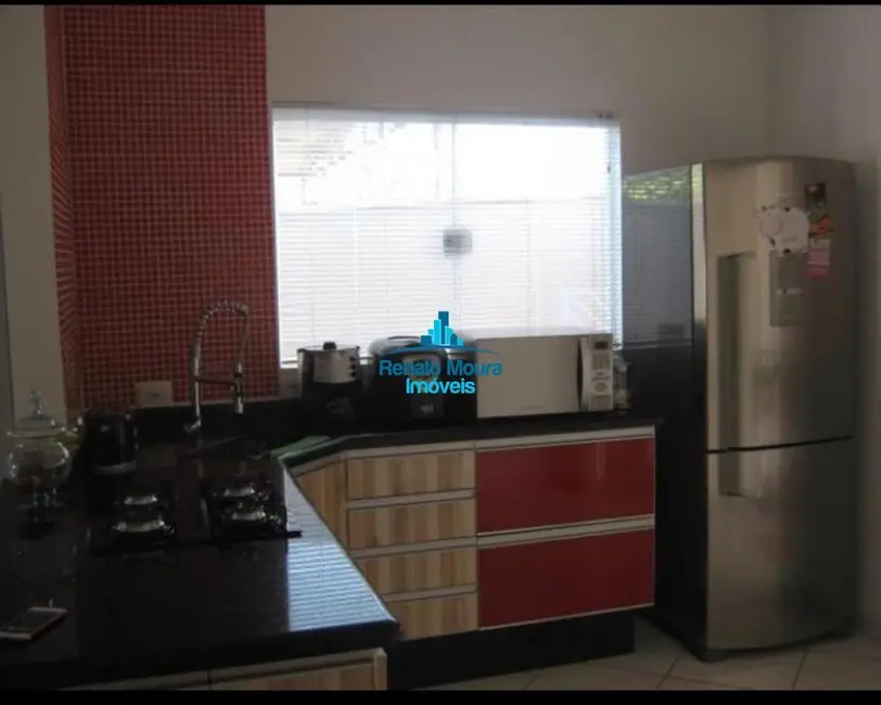 Casa com 3 quartos à venda, 350m2 em Centro, Aracoiaba Da Serra - SP - imagem 6 Foto 6 de Casa com 3 quartos à venda, 350m2 em Centro, Aracoiaba Da Serra - SP