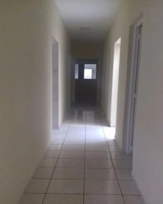 Casa com 3 quartos à venda, 200m2 em Wanel Ville, Sorocaba - SP - imagem 4 Foto 4 de Casa com 3 quartos à venda, 200m2 em Wanel Ville, Sorocaba - SP