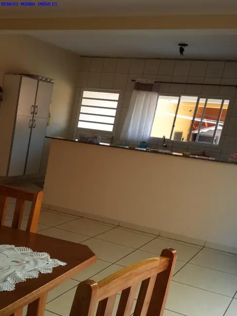 Sobrado com 3 quartos à venda, 209m2 em Jardim Santa Rosa, Sorocaba - SP - imagem 9 Foto 9 de Sobrado com 3 quartos à venda, 209m2 em Jardim Santa Rosa, Sorocaba - SP