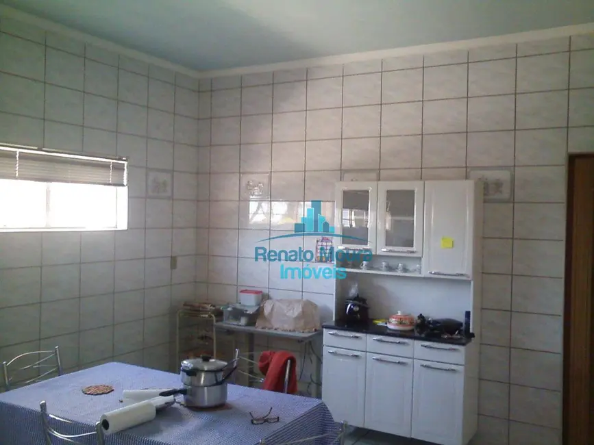 Casa com 3 quartos à venda, 405m2 em Jardim Emília, Sorocaba - SP - imagem 5 Foto 5 de Casa com 3 quartos à venda, 405m2 em Jardim Emília, Sorocaba - SP