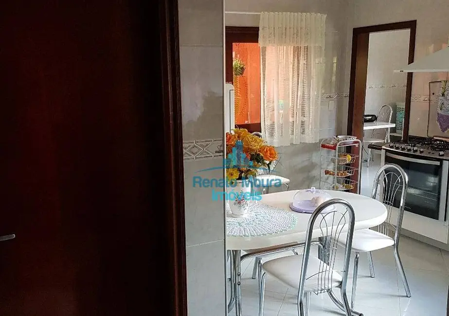 Sobrado com 4 quartos à venda, 516m2 em Jardim Ibiti do Paço, Sorocaba - SP - imagem 9 Foto 9 de Sobrado com 4 quartos à venda, 516m2 em Jardim Ibiti do Paço, Sorocaba - SP