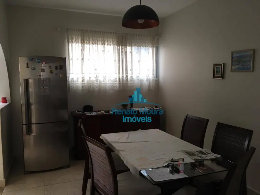 Casa com 3 quartos à venda, 300m2 em Jardim Vera Cruz, Sorocaba - SP - imagem 5 Foto 5 de Casa com 3 quartos à venda, 300m2 em Jardim Vera Cruz, Sorocaba - SP