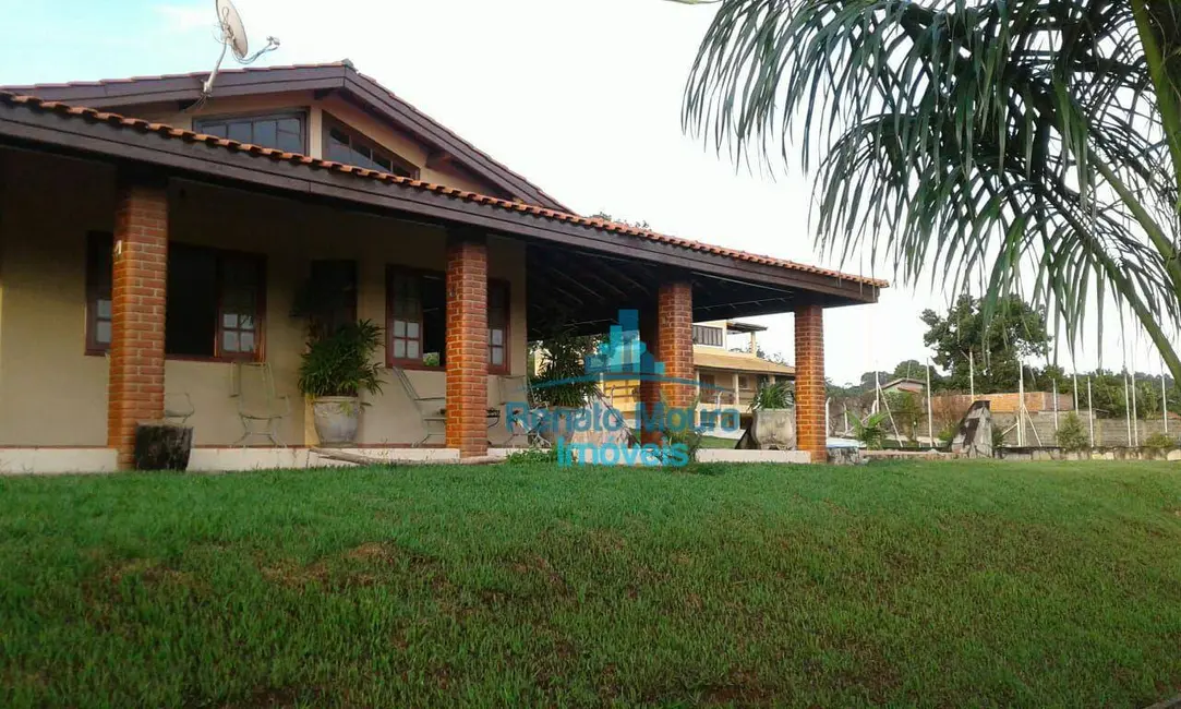 Foto 1 de Chácara com 3 quartos à venda, 2340m2 em Aracoiaba Da Serra - SP