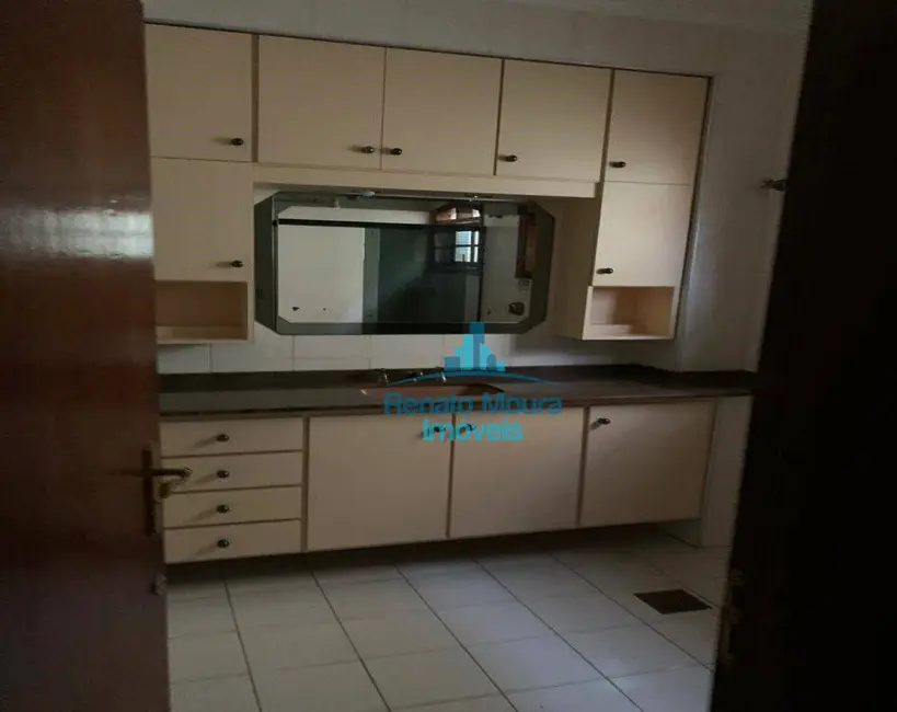 Foto 8 de Sobrado com 4 quartos à venda, 360m2 em Vila Trujillo, Sorocaba - SP