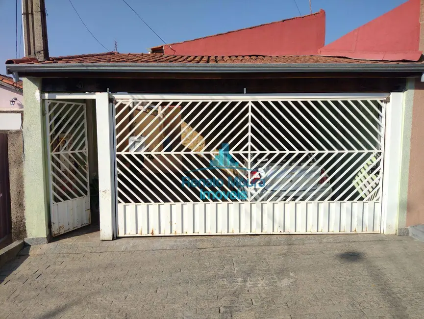 Foto 1 de Casa com 2 quartos à venda, 125m2 em Conjunto Habitacional Jardim Serrano, Votorantim - SP