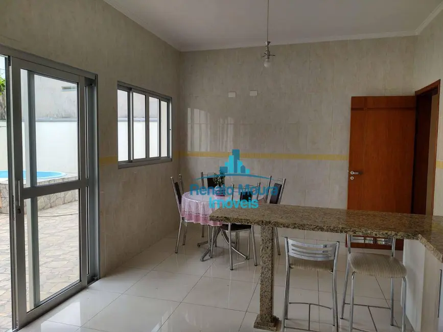 Sobrado com 3 quartos à venda, 300m2 em Éden, Sorocaba - SP - imagem 5 Foto 5 de Sobrado com 3 quartos à venda, 300m2 em Éden, Sorocaba - SP
