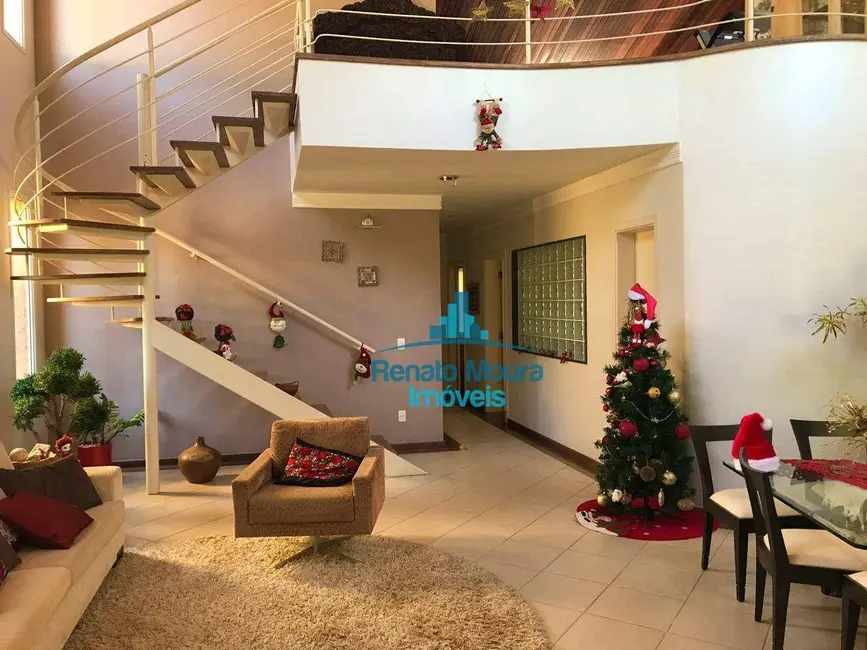 Foto 1 de Sobrado com 3 quartos à venda, 900m2 em Sorocaba - SP