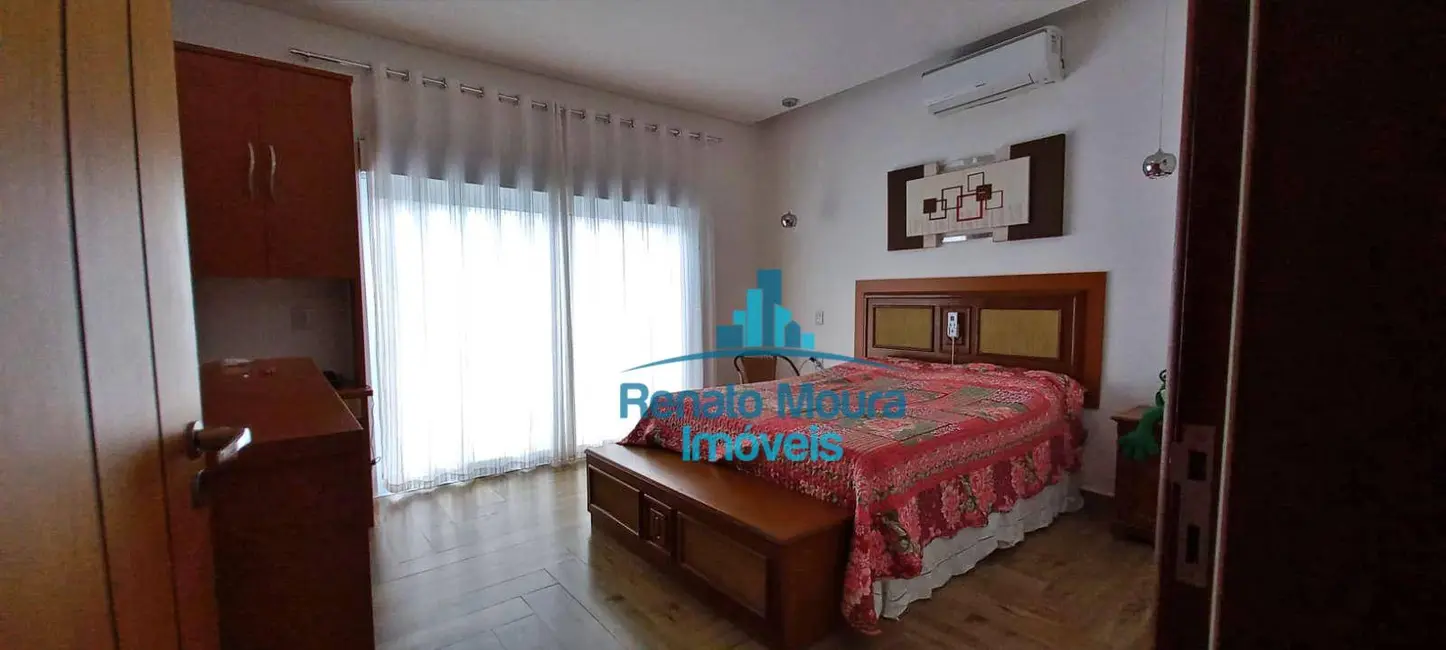 Sobrado com 4 quartos à venda, 300m2 em Brigadeiro Tobias, Sorocaba - SP - imagem 7 Foto 7 de Sobrado com 4 quartos à venda, 300m2 em Brigadeiro Tobias, Sorocaba - SP