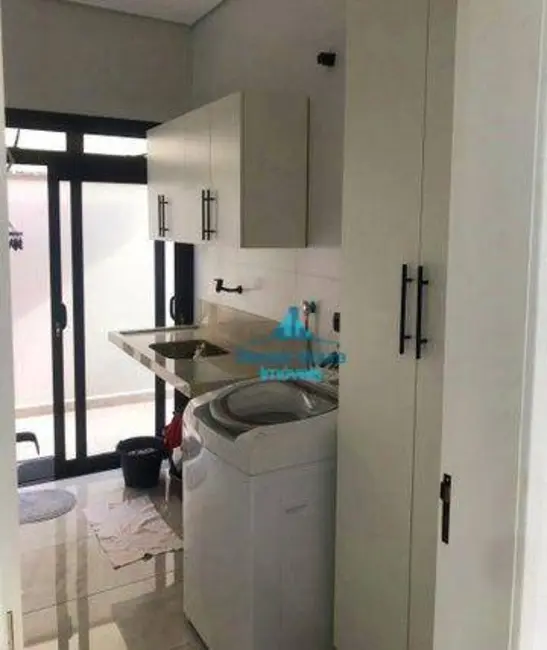 Sobrado com 3 quartos à venda, 300m2 em Brigadeiro Tobias, Sorocaba - SP - imagem 7 Foto 7 de Sobrado com 3 quartos à venda, 300m2 em Brigadeiro Tobias, Sorocaba - SP