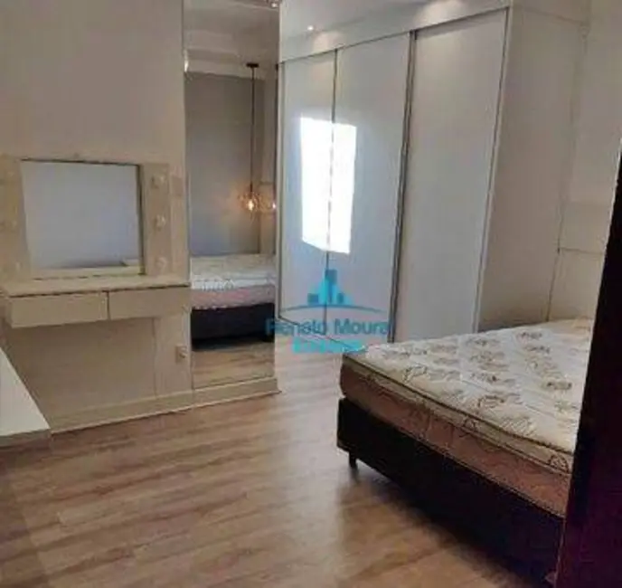 Apartamento com 3 quartos para alugar, 211m2 em Centro, Sorocaba - SP - imagem 9 Foto 9 de Apartamento com 3 quartos para alugar, 211m2 em Centro, Sorocaba - SP